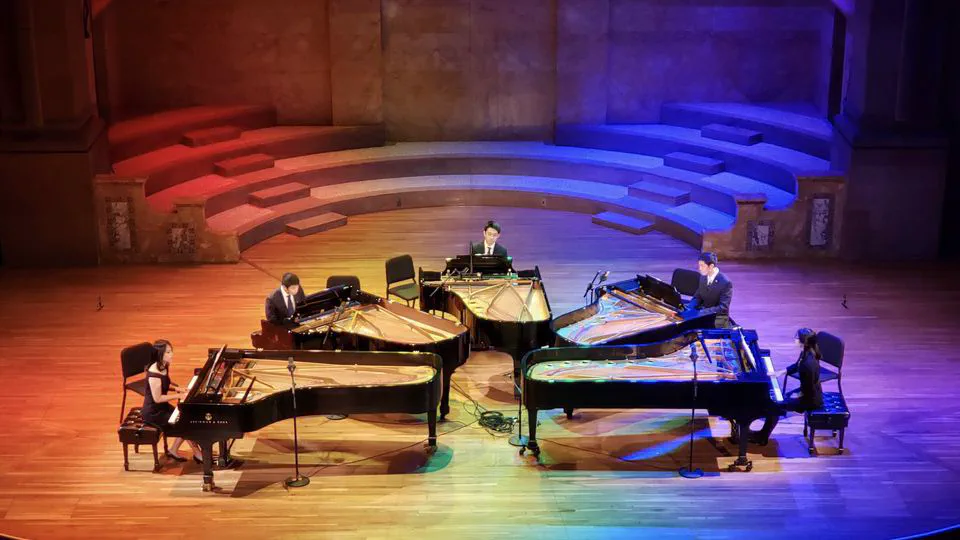 Multi-Piano Arrangements
