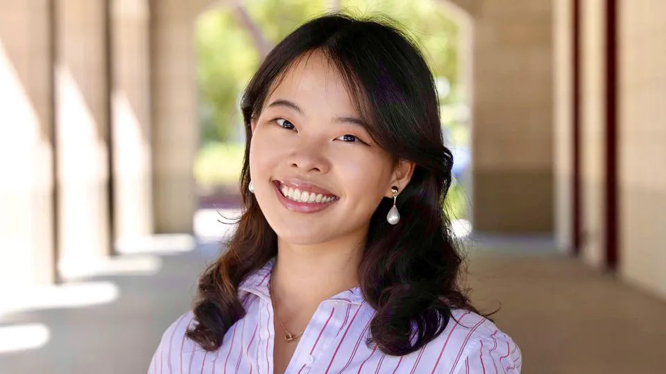 Audrey Shih Selected for Excellence in Fluid Mechanics Research and Oral Presentation Award at the 2024 AIChE Annual Meeting